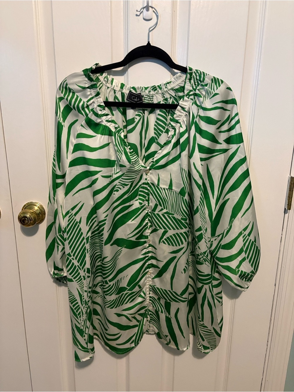 COCLICO White and Green Leaf Print Blouse